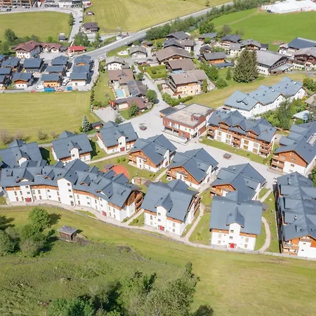 Manuela 9 Раурис