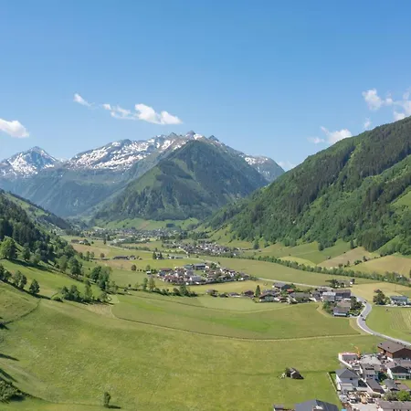 Апартаменты Manuela 9 *