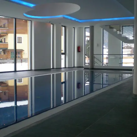 Апартаменты Manuela 9 *